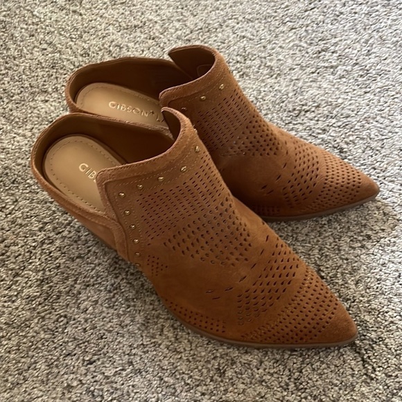 Gibson Latimer suede booties 8.5 - Picture 3 of 6